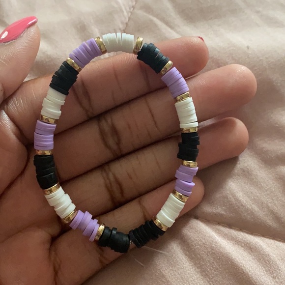 black white and purple bracelet - Picture 3 of 3